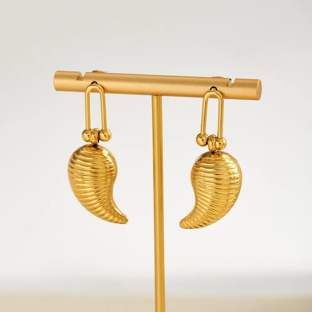 Gotas colgantes con textura