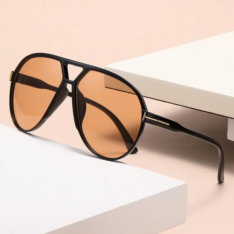 Tom Ford Bertrand Montura en negro cristal naranja