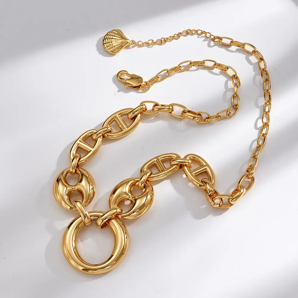 Maxi Gucci dorada