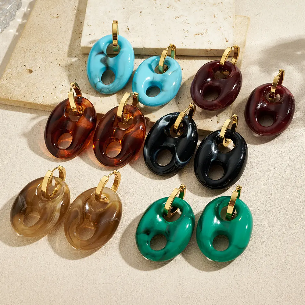 Maxi argollas Gucci en resina
