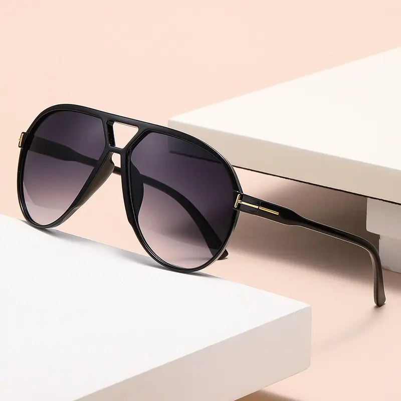 Tom Ford Bertrand Cristal negro