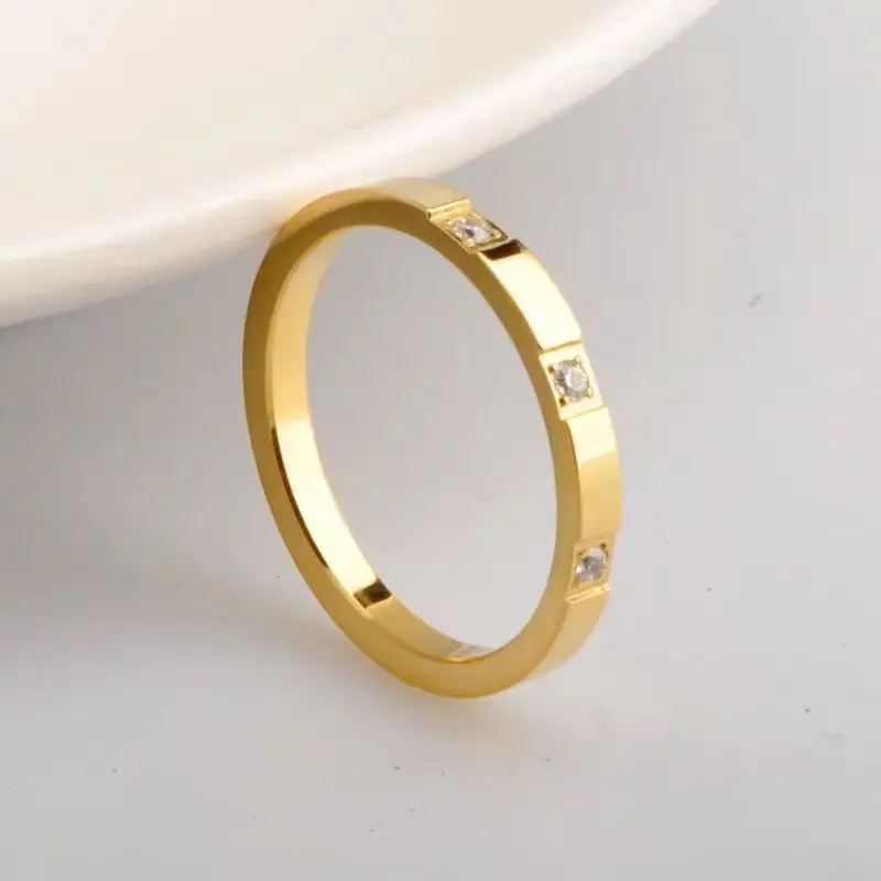 Anillo rígido tipo Cartier fino