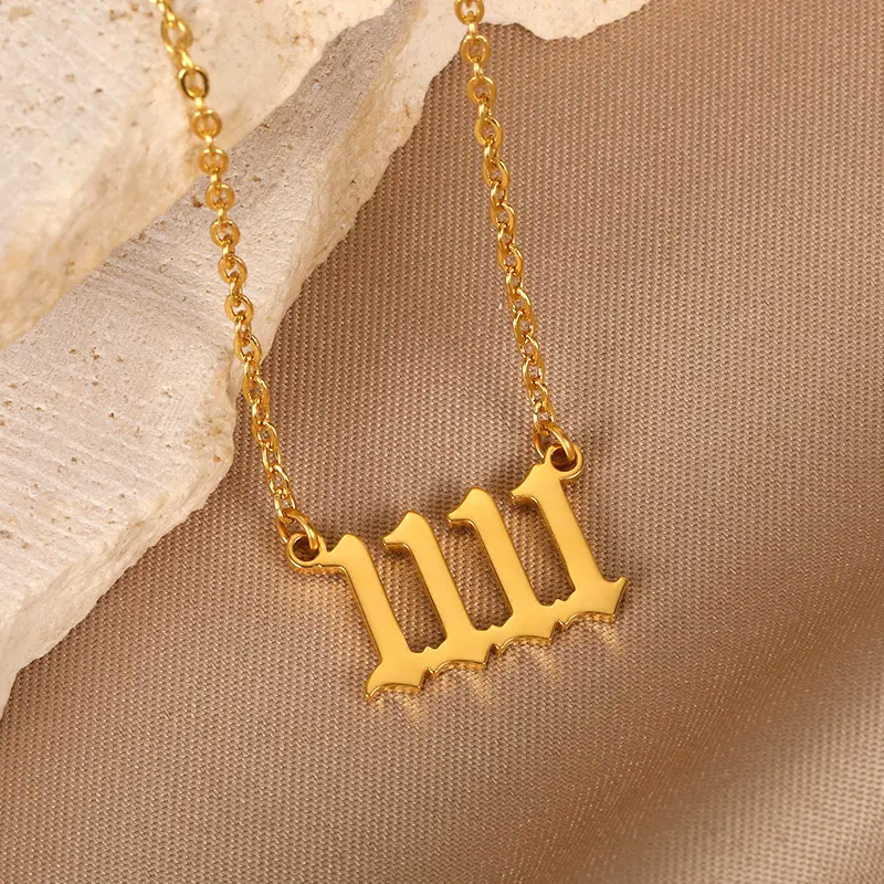 1111