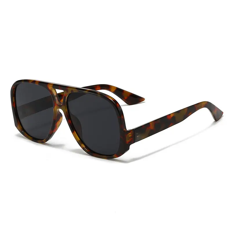 Carey cristal gris oscuro cuadrados oversize
