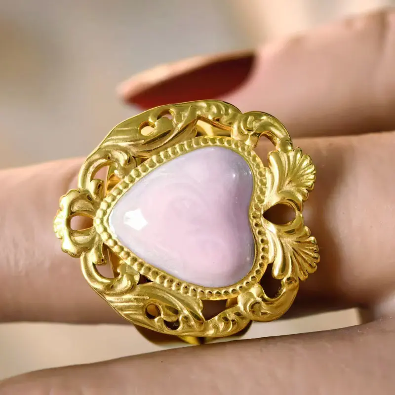 Corazon rosado con dorado