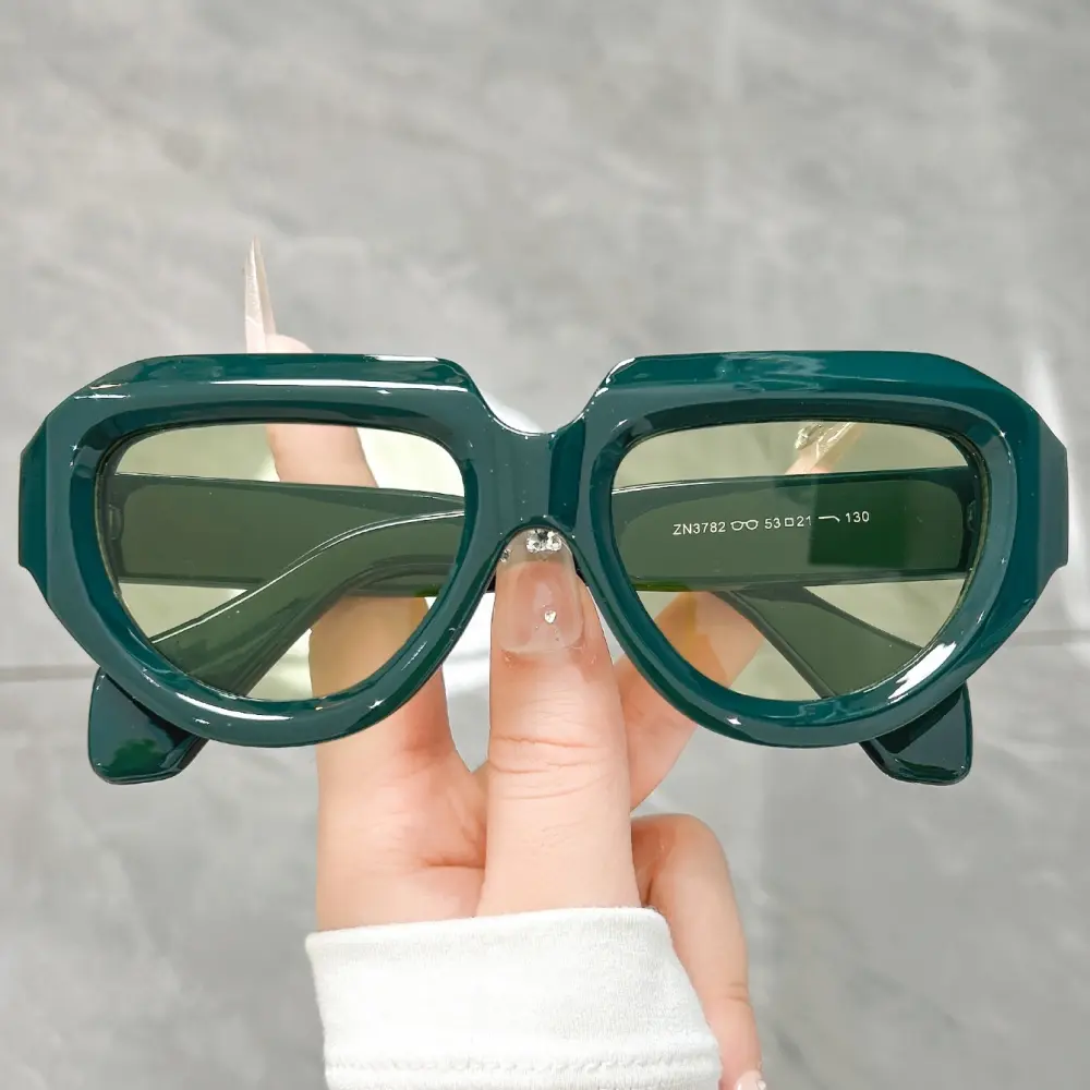 Tipo Chunky verde cristal verde