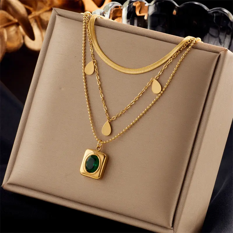 Triple capas detalle verde