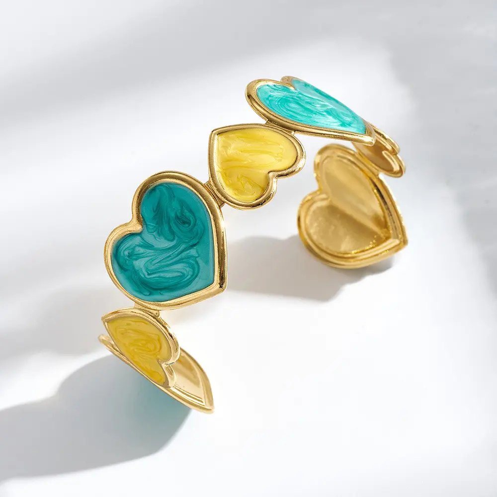 Corazones esmaltados